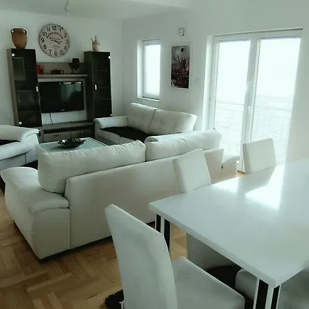 Apartman Bosmal Apartment *